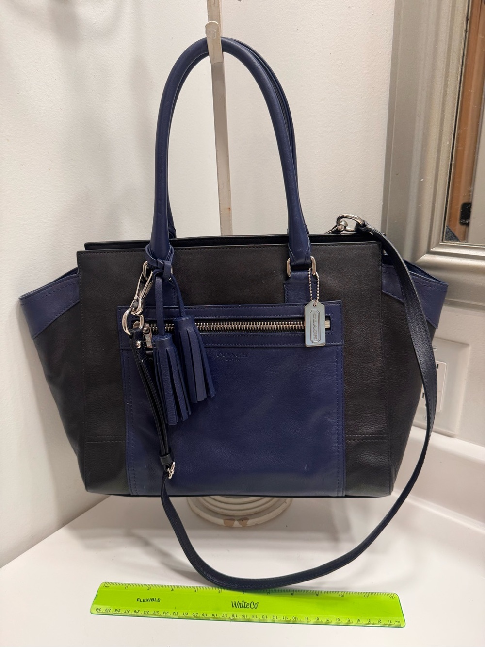 Coach Legacy Candace Navy and Black Leather Tote #19909 Y2K